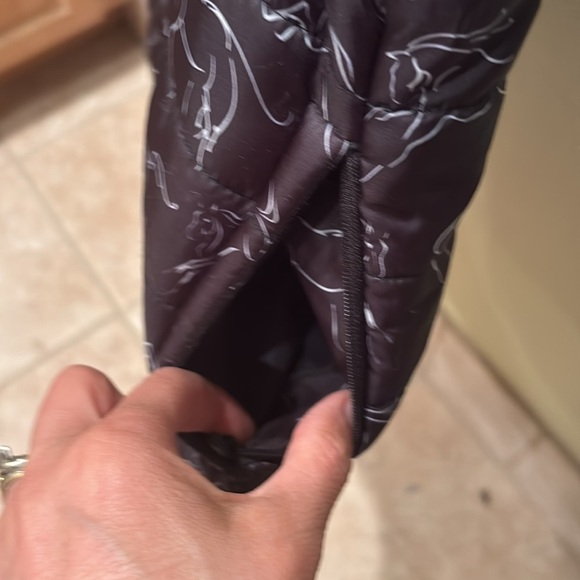 Kerrits kids horse puffer. It's a size Large - Picture 12 of 12